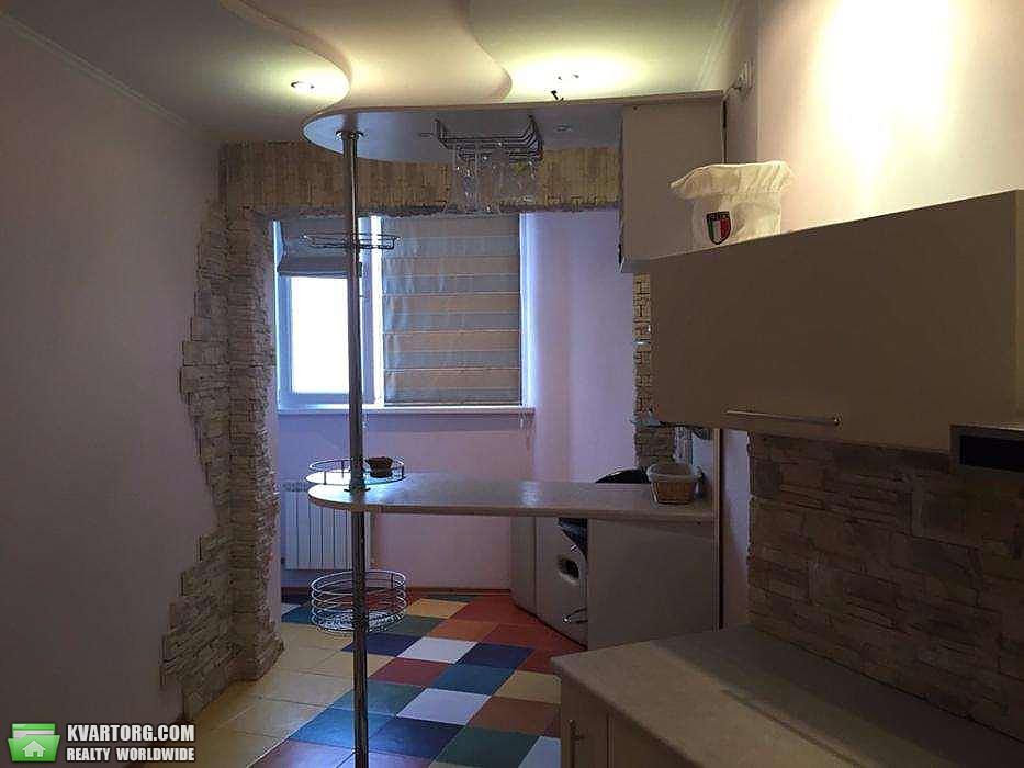 Rent out 1-room apartment. Киев,  Бажана — photo 2