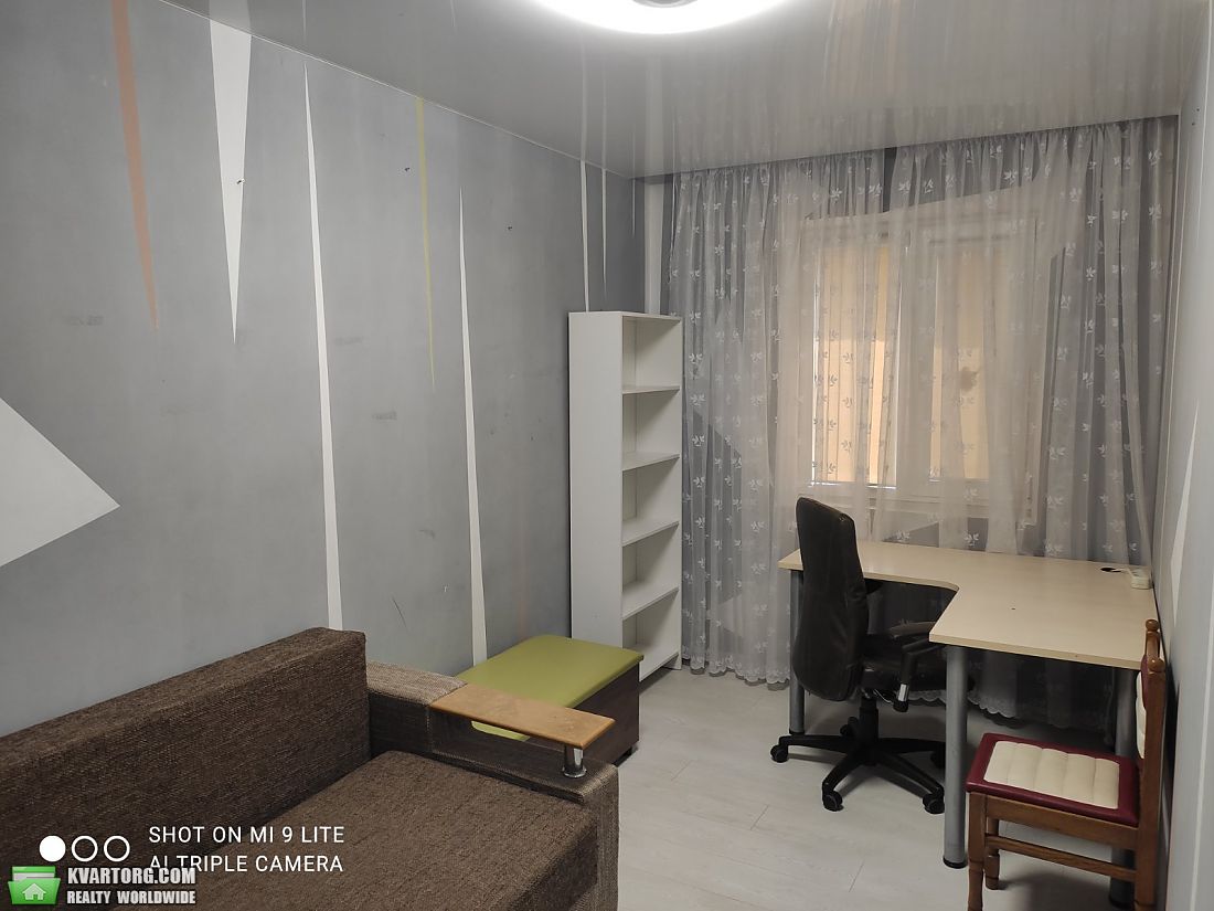 Rent out 2-room apartment. Киев, Леваневского — photo 1