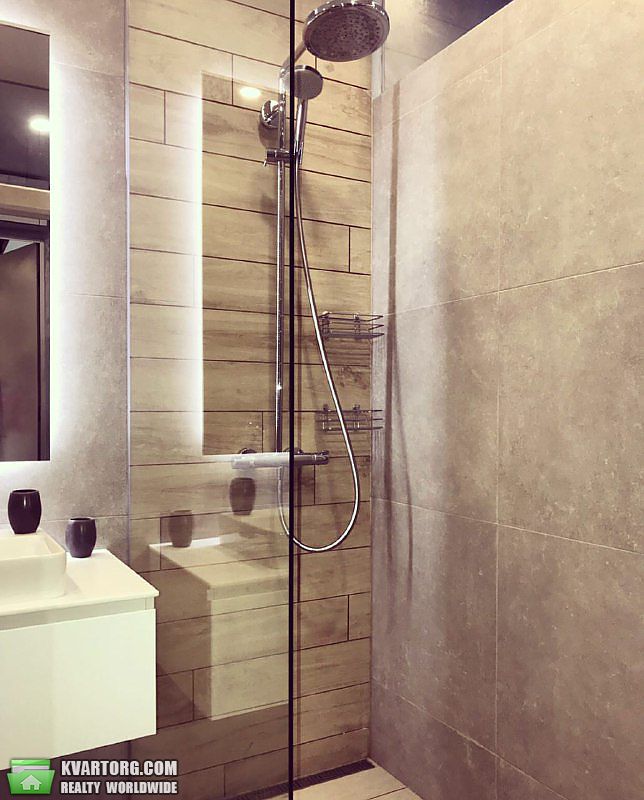 Rent out 3-room apartment. Киев,  Драгоманова — photo 1