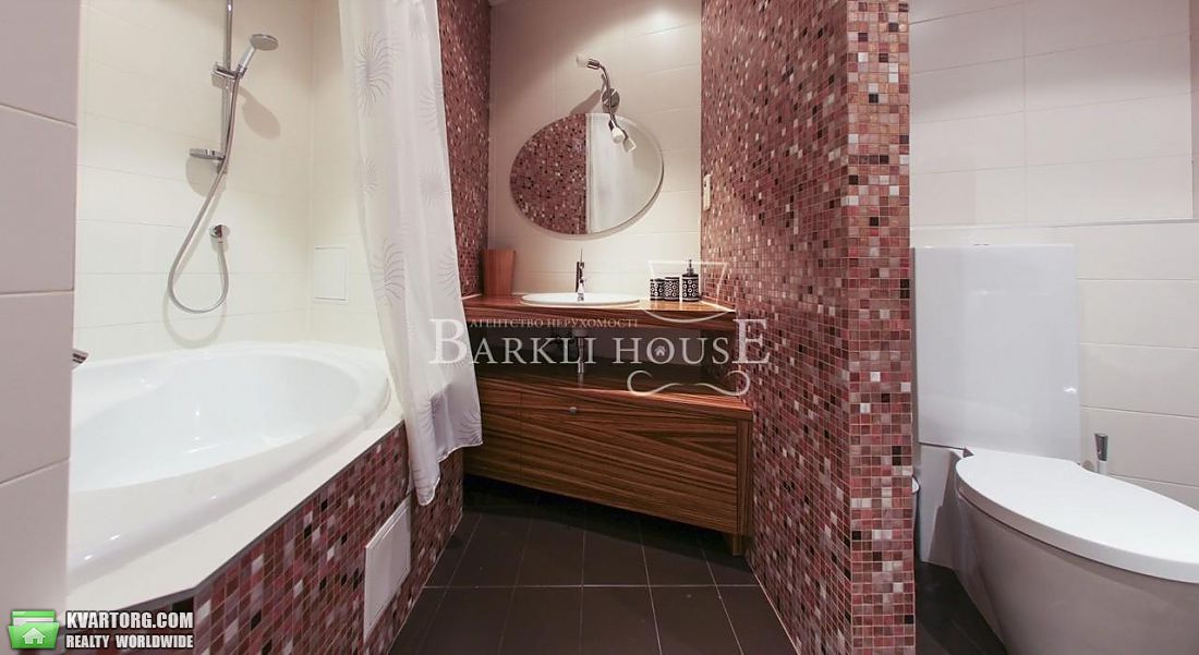 Rent out 3-room apartment. Киев,  Паньковская — photo 4
