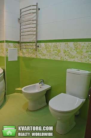 Rent out 3-room apartment. Киев,  Днепровская наб — photo 3