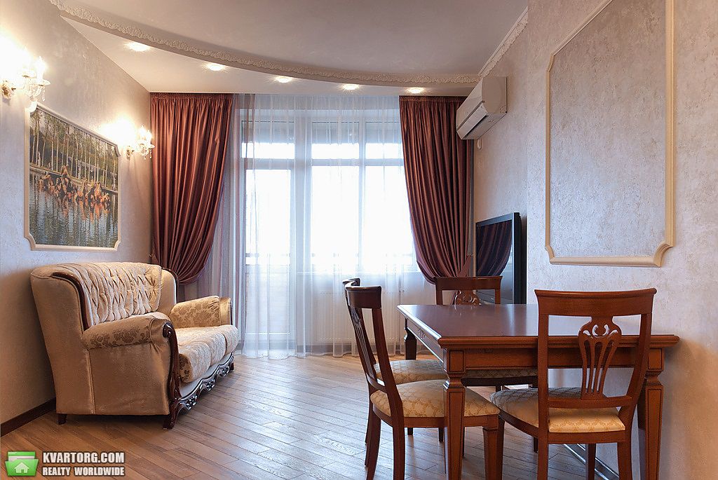 Sell 3-room apartment. Киев,  Старонаводницкая — photo 3