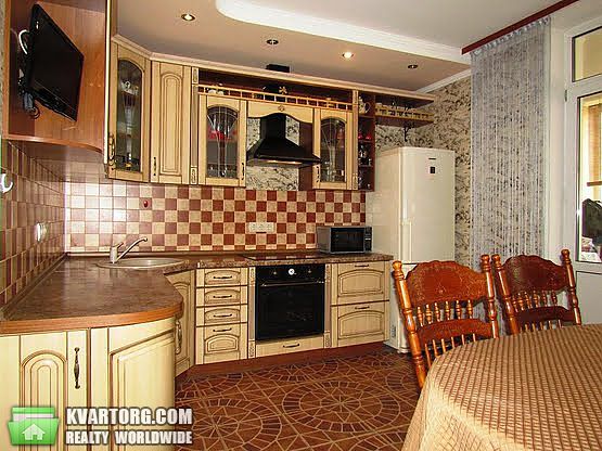 Sell 4-room apartment. Киев,  Пчелки — photo 1