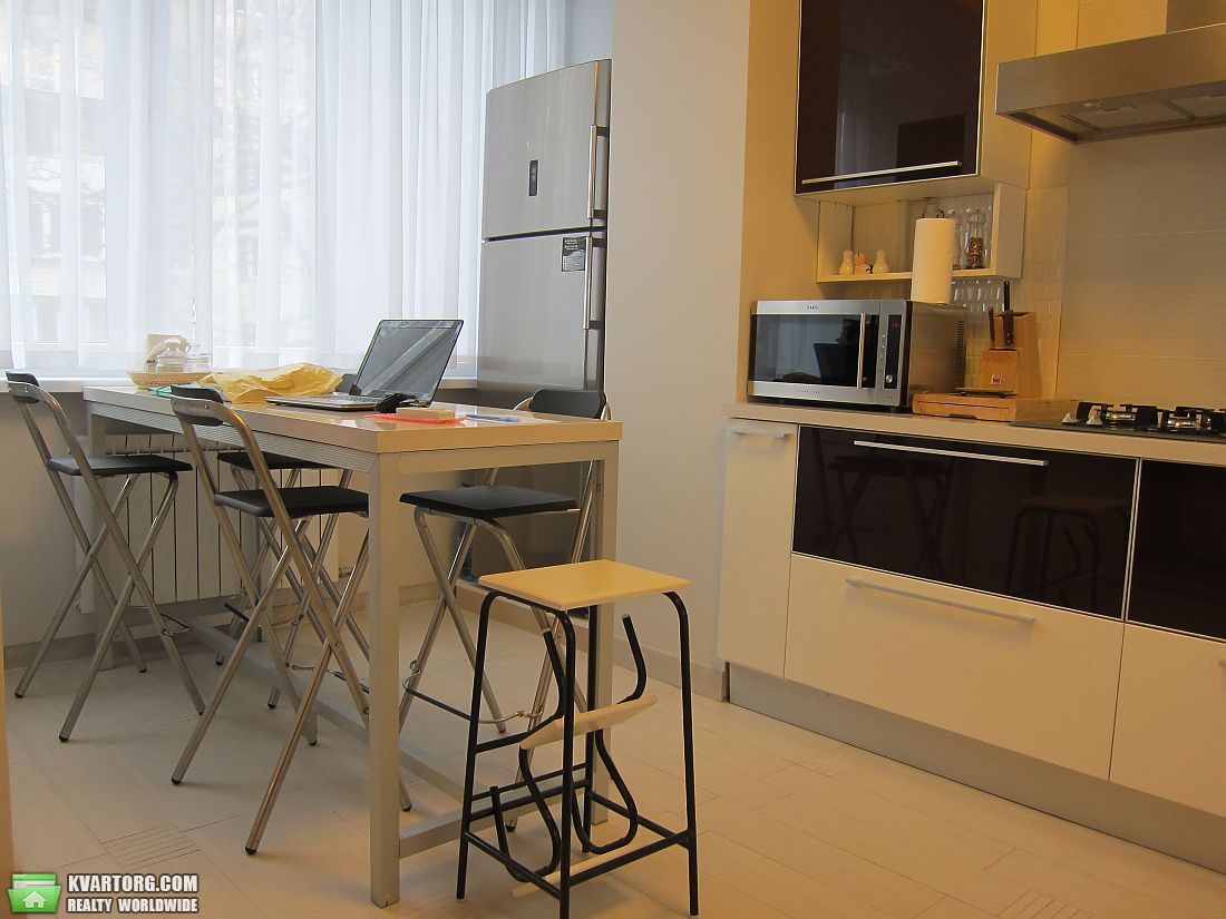 Rent out 2-room apartment. Киев, Ивана Франко — photo 2