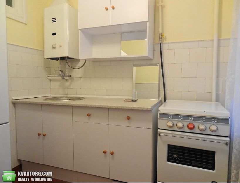 Rent out 1-room apartment. Киев,  Большая Китаевская — photo 5