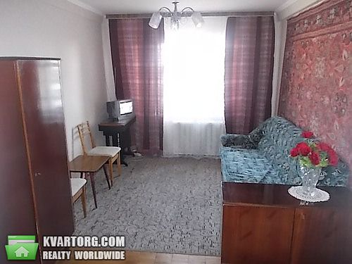 Rent out 3-room apartment. Киев,  Вышгородская — photo 1