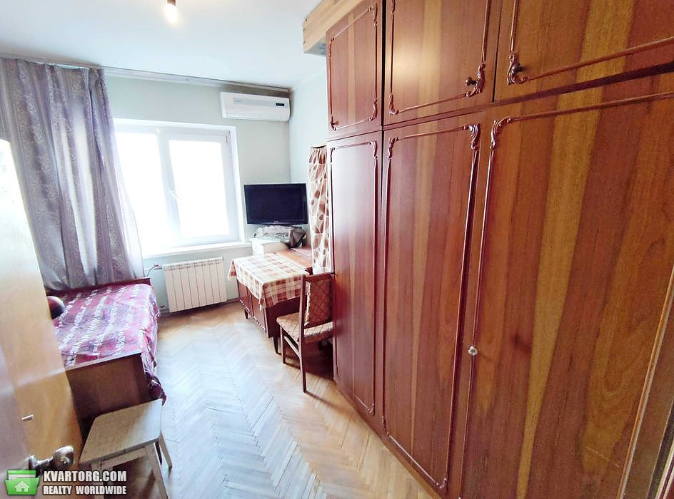 Sell 3-room apartment. Киев,  Героев Днепра — photo 9