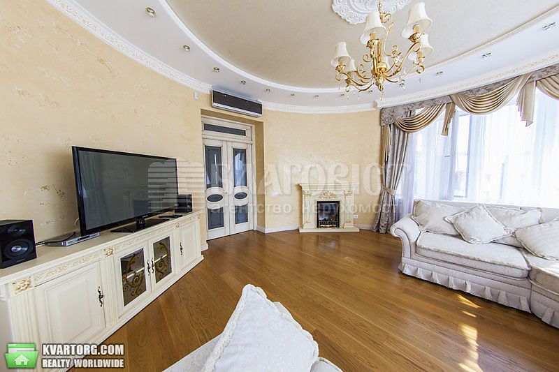 Rent out 4-room apartment. Киев,  Златоустовская — photo 8