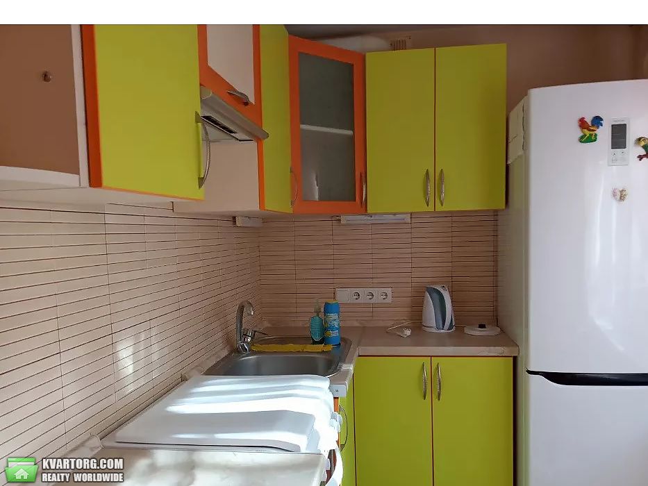 Rent out 2-room apartment. Киев, ул .Бажова — photo 1