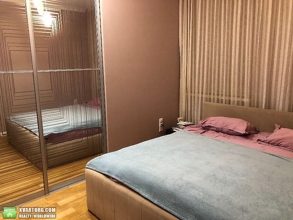 Sell 3-room apartment. Киев,  Жилянская — photo 4