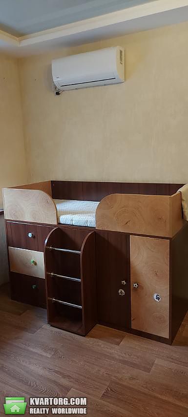 Rent out 1-room apartment. Киев, Комбинатная — photo 4