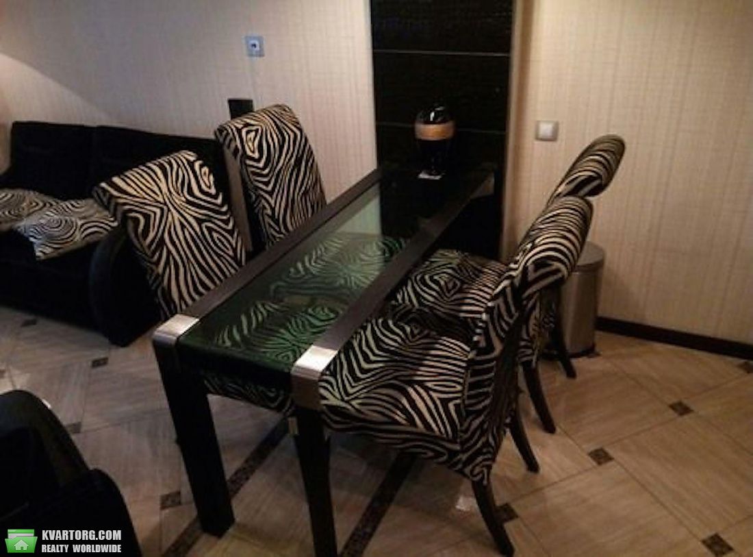 Rent out 2-room apartment. Киев,  Мирного Панаса — photo 3