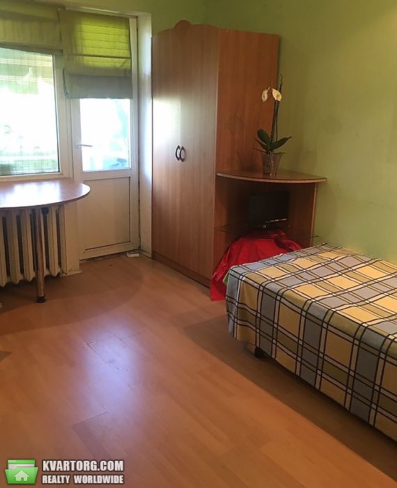 Sell 2-room apartment. Киев,  Ломоносова — photo 1