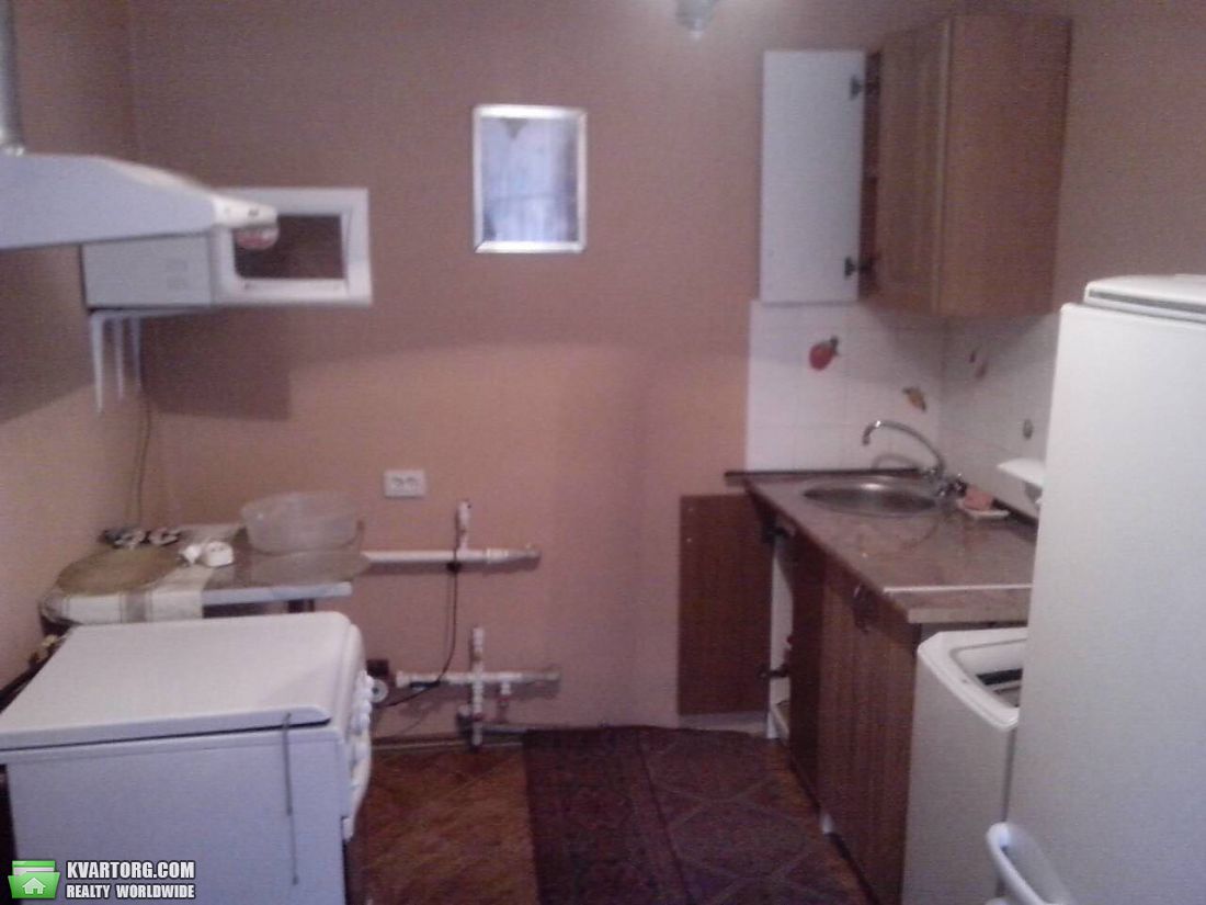 Rent out 1-room apartment. Киев,  Путивльская — photo 4
