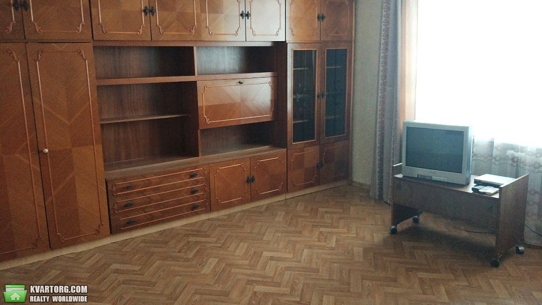 Rent out 2-room apartment. Киев,  Малиновского — photo 4