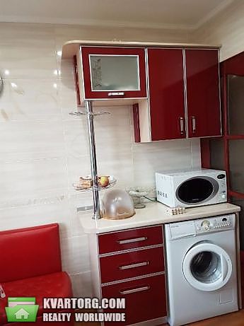 Rent out 3-room apartment. Харьков, тракторостроителей — photo 1