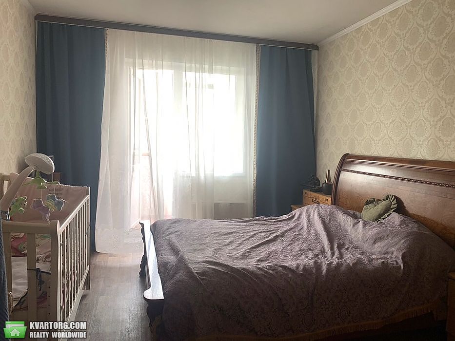 Sell 3-room apartment. Киев, Каштановая — photo 2
