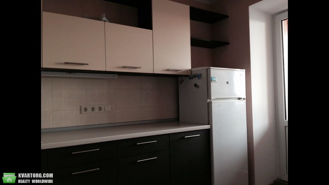Rent out 2-room apartment. Киев,  Шолом-Алейхема — photo 1