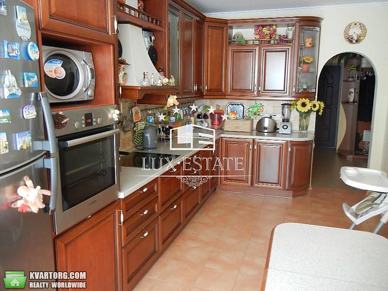 Rent out 3-room apartment. Киев,  Ломоносова — photo 3
