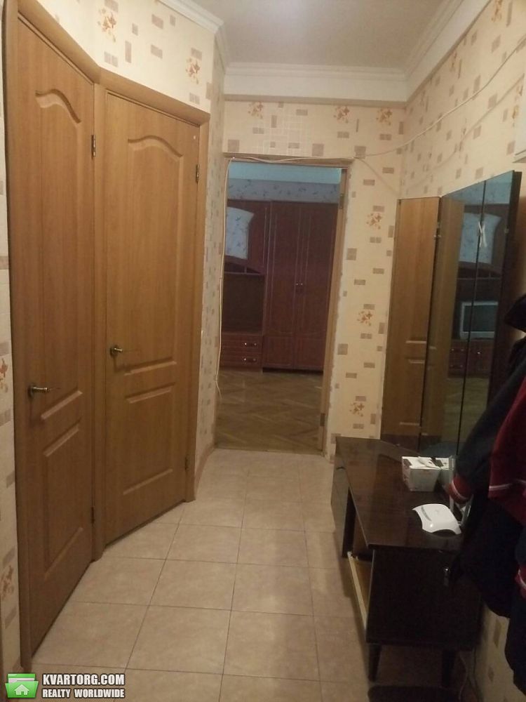 Rent out 2-room apartment. Киев,  Чернобыльская — photo 5