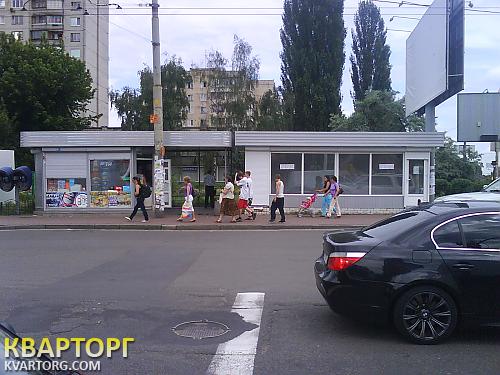Rent out shop. Киев,  Вышгородская — photo 1