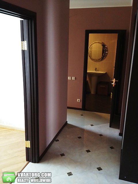 Rent out 2-room apartment. Киев,  Мишуги — photo 7