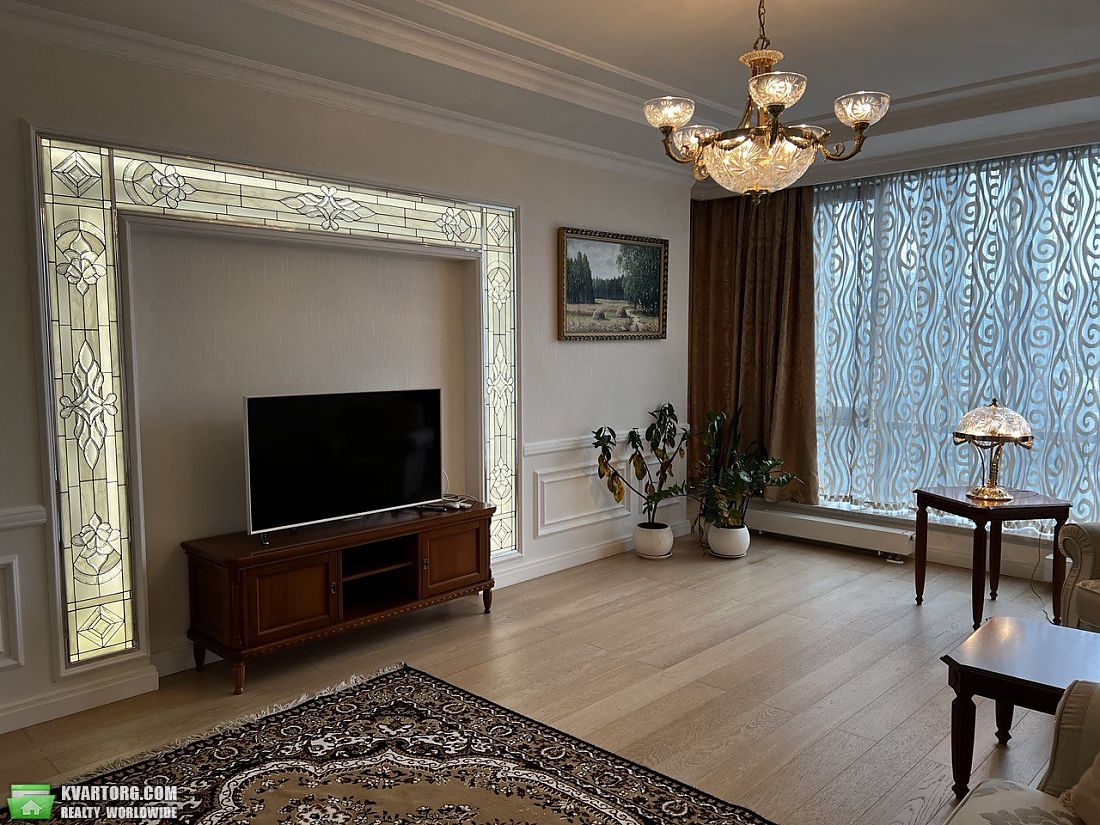 Rent out 2-room apartment. Киев,  Днепровская наб — photo 2