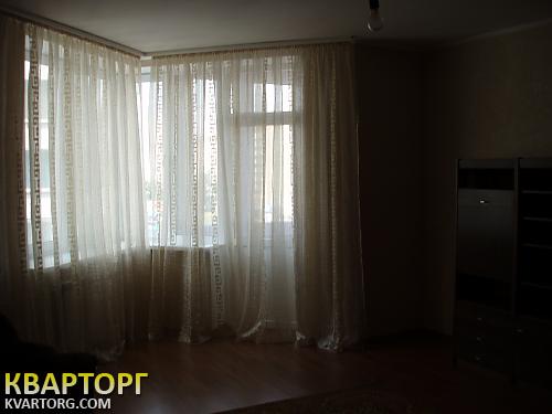 Sell 4-room apartment. Киев,  Харьковское шоссе — photo 1