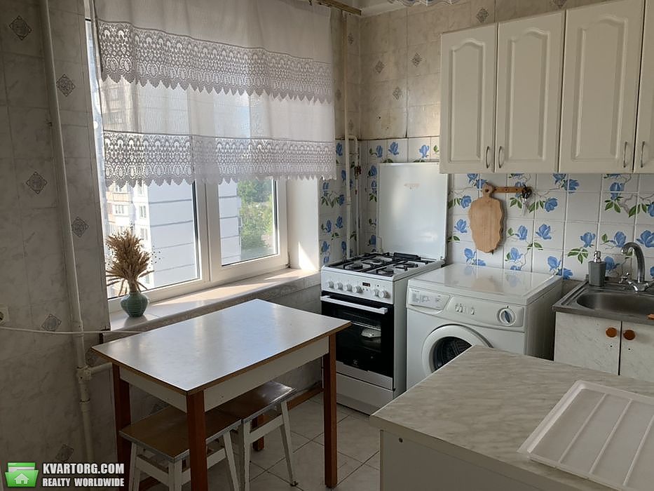 Sell 3-room apartment. Киев,  Бучмы — photo 1