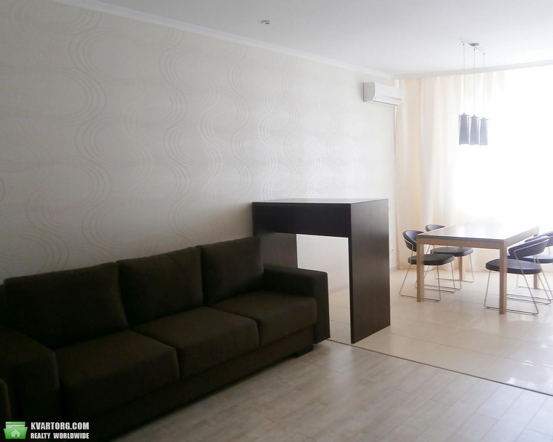 Rent out 2-room apartment. Киев,  Механизаторов — photo 3