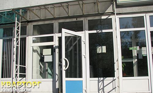Rent out shop. Киев,  Героев Днепра — photo 1