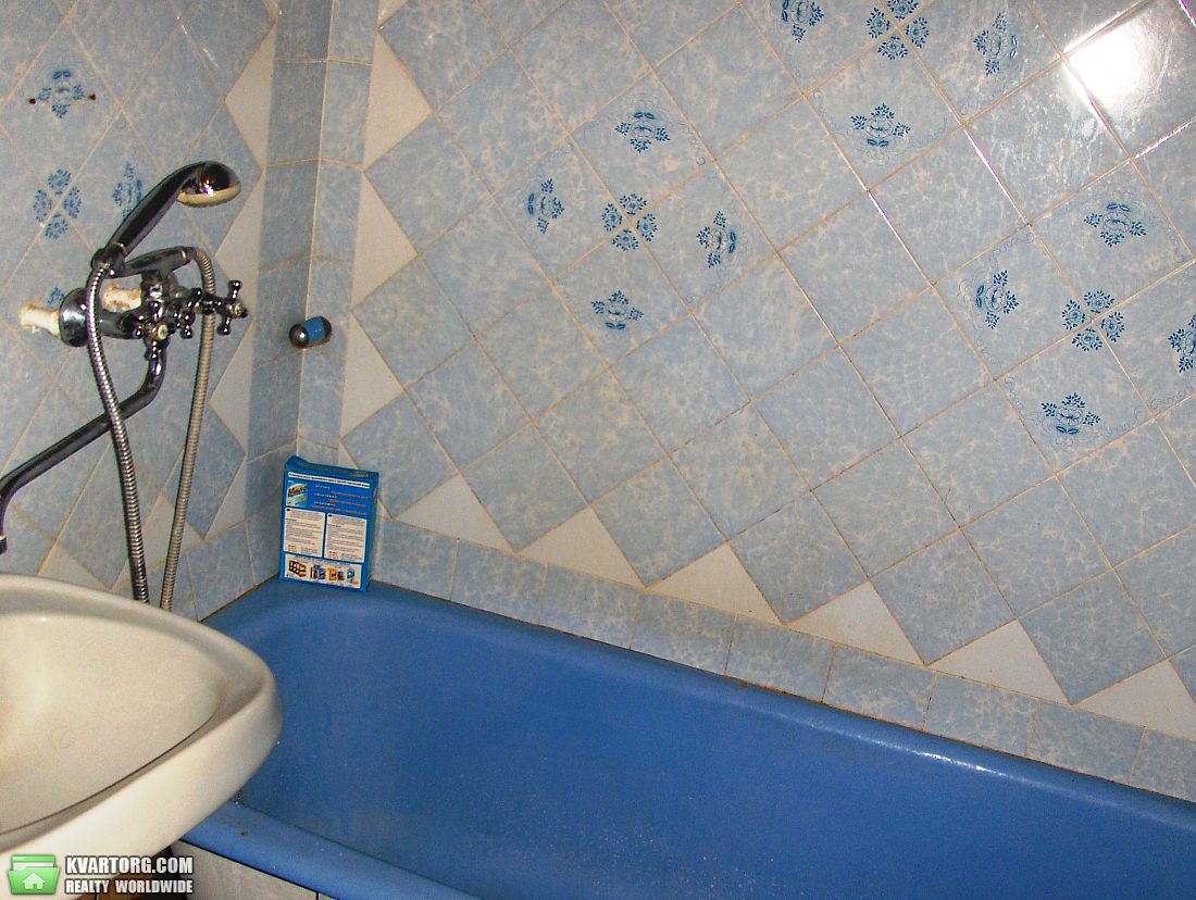 Rent out 3-room apartment. Киев,  Кошица — photo 5