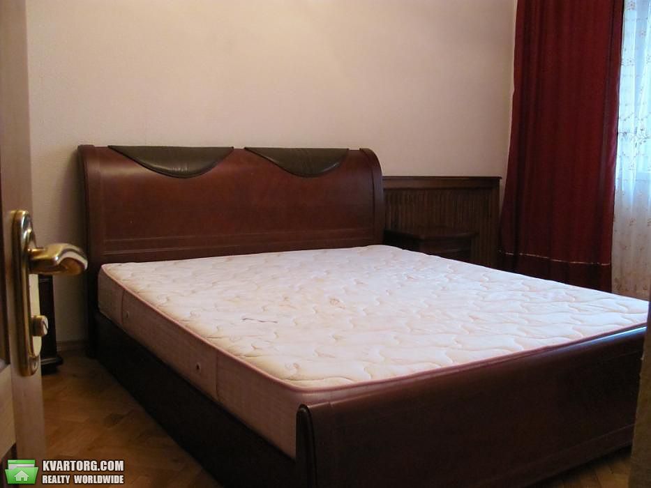 Rent out 3-room apartment. Киев,  Кутузова — photo 6