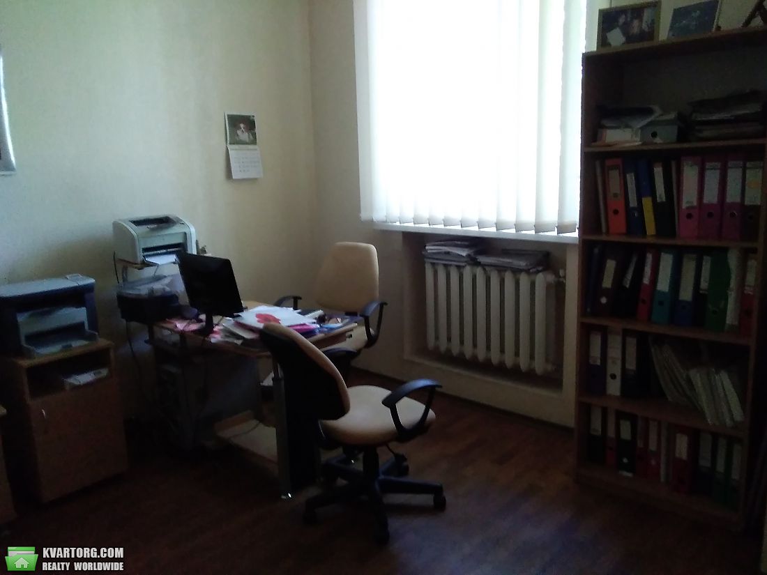 Rent out office. Днепропетровск, Петровского пр. — photo 2