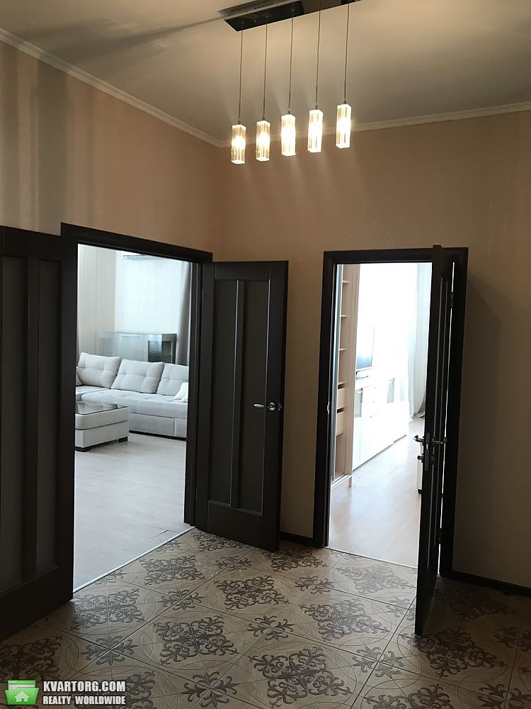 Rent out 2-room apartment. Киев, Механизаторов Шаповала — photo 6