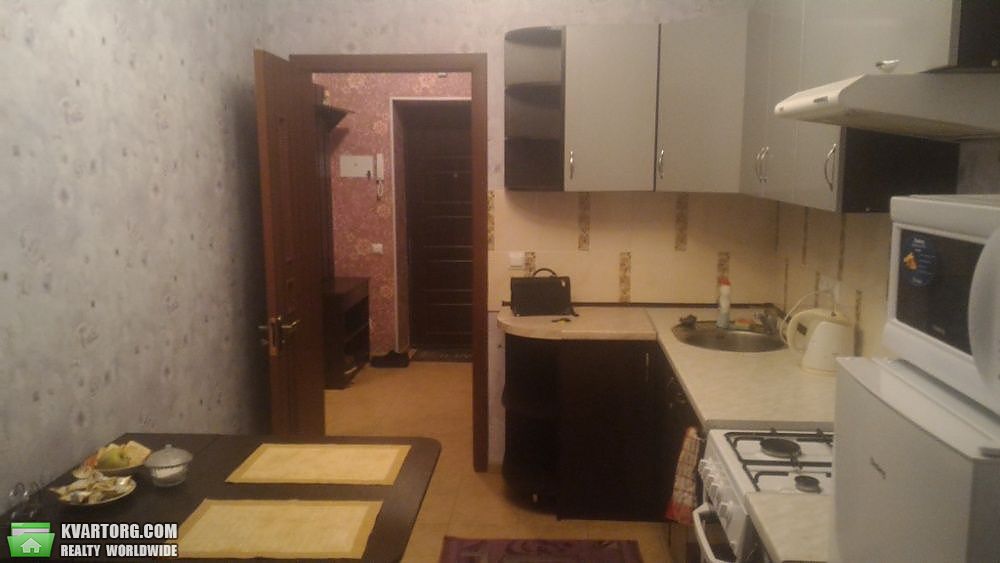 Rent out 1-room apartment. Киев, Тернопольская — photo 1