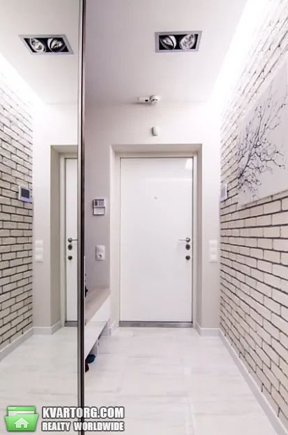 Rent out 2-room apartment. Киев,  Моторный пер — photo 6