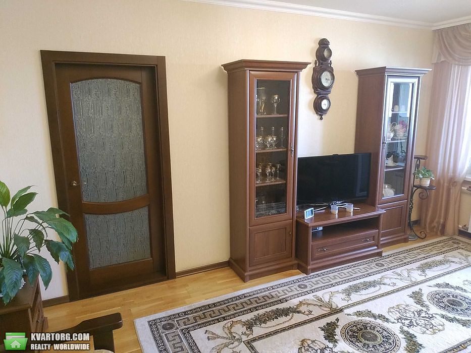 Sell 2-room apartment. Киев,  Вишняковская — photo 1