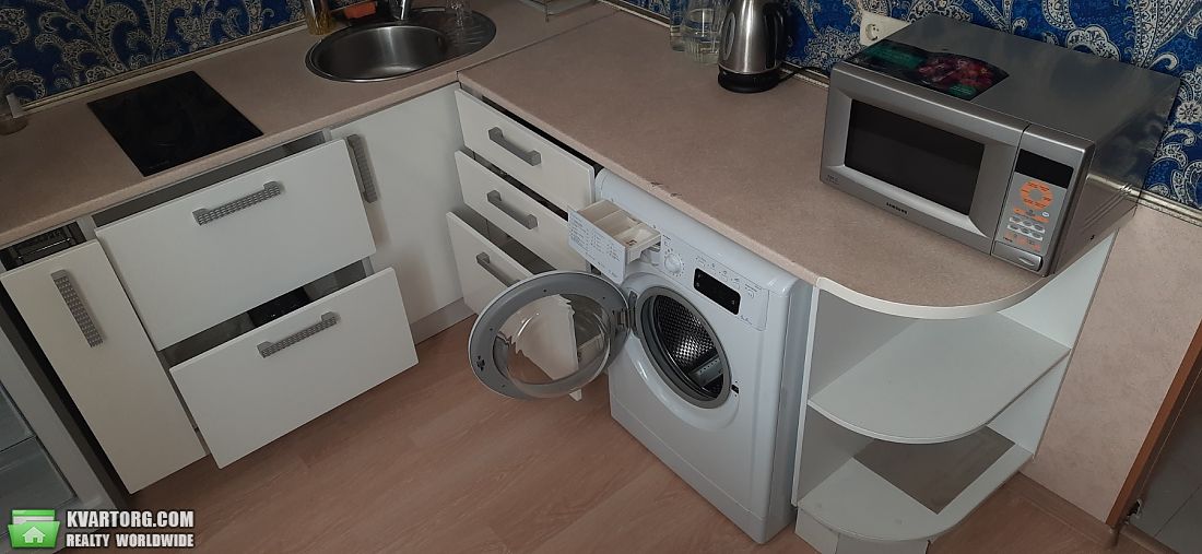 Rent out 1-room apartment. Киев, Харьковское шоссе — photo 5