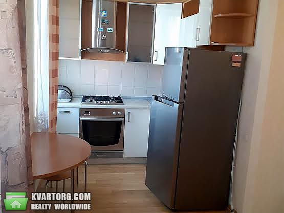 Rent out 2-room apartment. Киев, Чигорина — photo 4