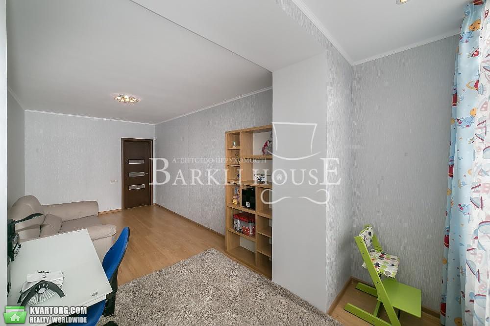 Rent out 3-room apartment. Киев,  Ломоносова — photo 2