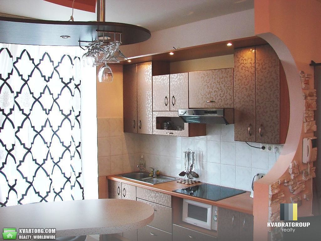 Rent out 2-room apartment. Днепропетровск, Куйбышева — photo 1