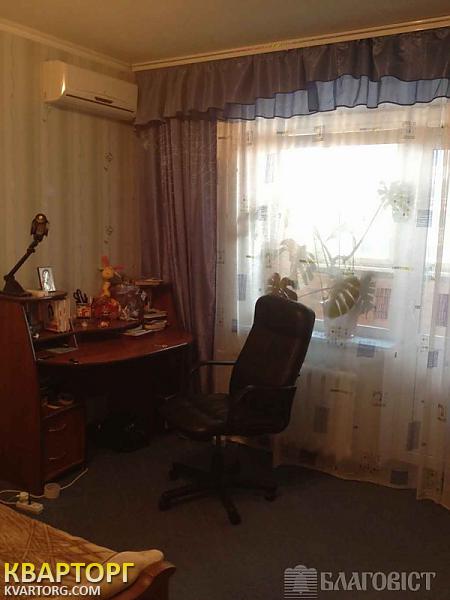 Sell 2-room apartment. Киев,  40-летия Октября просп — photo 7