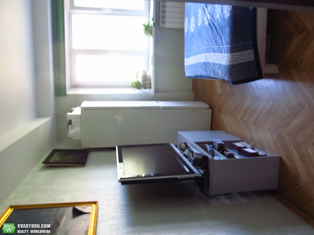 Rent out 3-room apartment. Киев,  Давыдова бул — photo 2