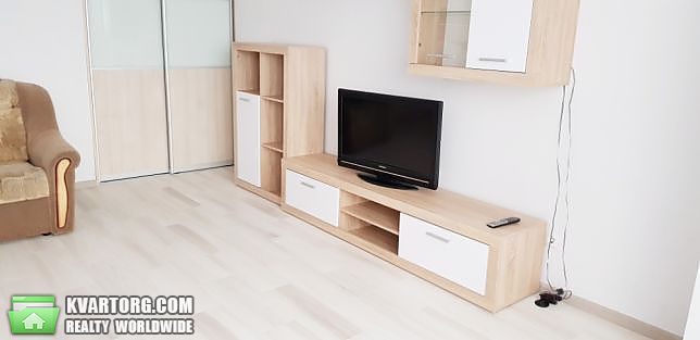 Rent out 1-room apartment. Киев,  Верховинная — photo 3
