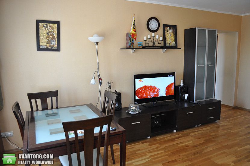 Sell 3-room apartment. Киев,  Ереванская — photo 1