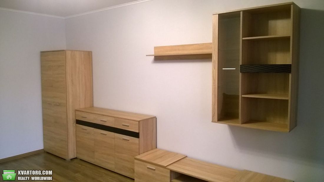 Sell 3-room apartment. Киев,  Вишняковская — photo 2