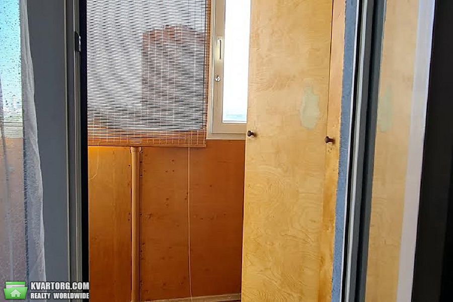 Sell 2-room apartment. Киев,  Краковская — photo 5