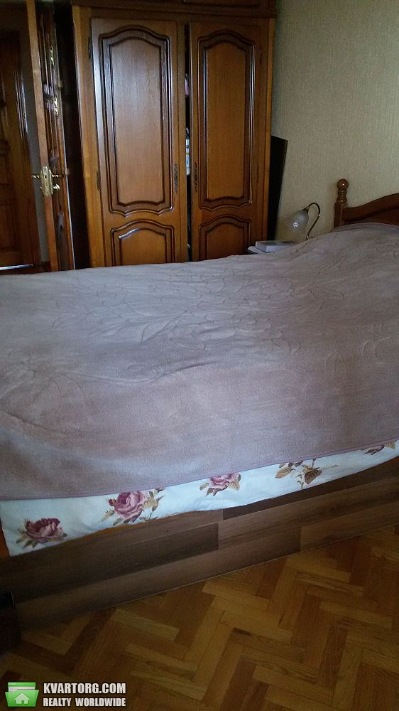 Rent out 3-room apartment. Киев,  Святошинский пер — photo 10