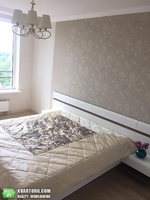 Rent out 2-room apartment. Киев,  Петрицкого — photo 1